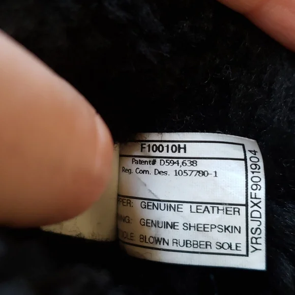 Uggs - Women's Black Uggs Size 6 - Picture 7 of 9